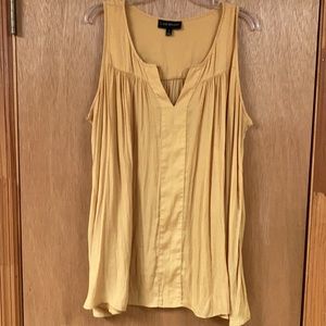 Swing sleeveless top